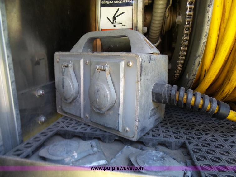 image for item L7087 1996 Sutphen Crew Cab ladder fire truck