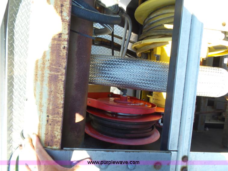 image for item L7087 1996 Sutphen Crew Cab ladder fire truck