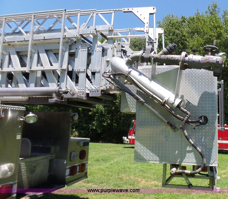 image for item L7087 1996 Sutphen Crew Cab ladder fire truck