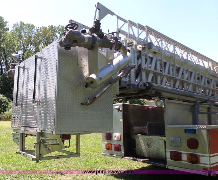 image for item L7087 1996 Sutphen Crew Cab ladder fire truck