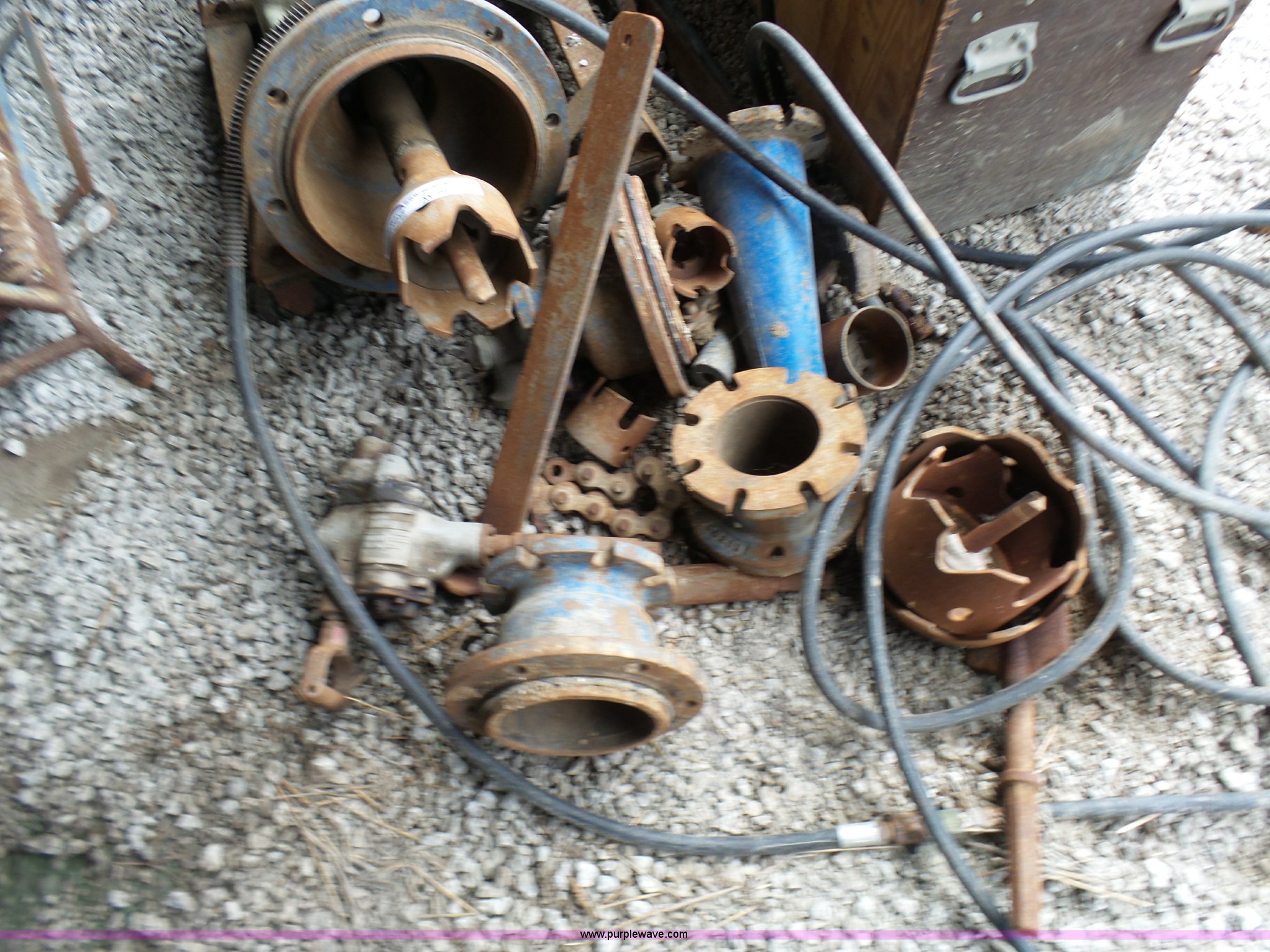 Mueller water main tap machine in Gladstone, MO Item AV9877 sold Purple Wave