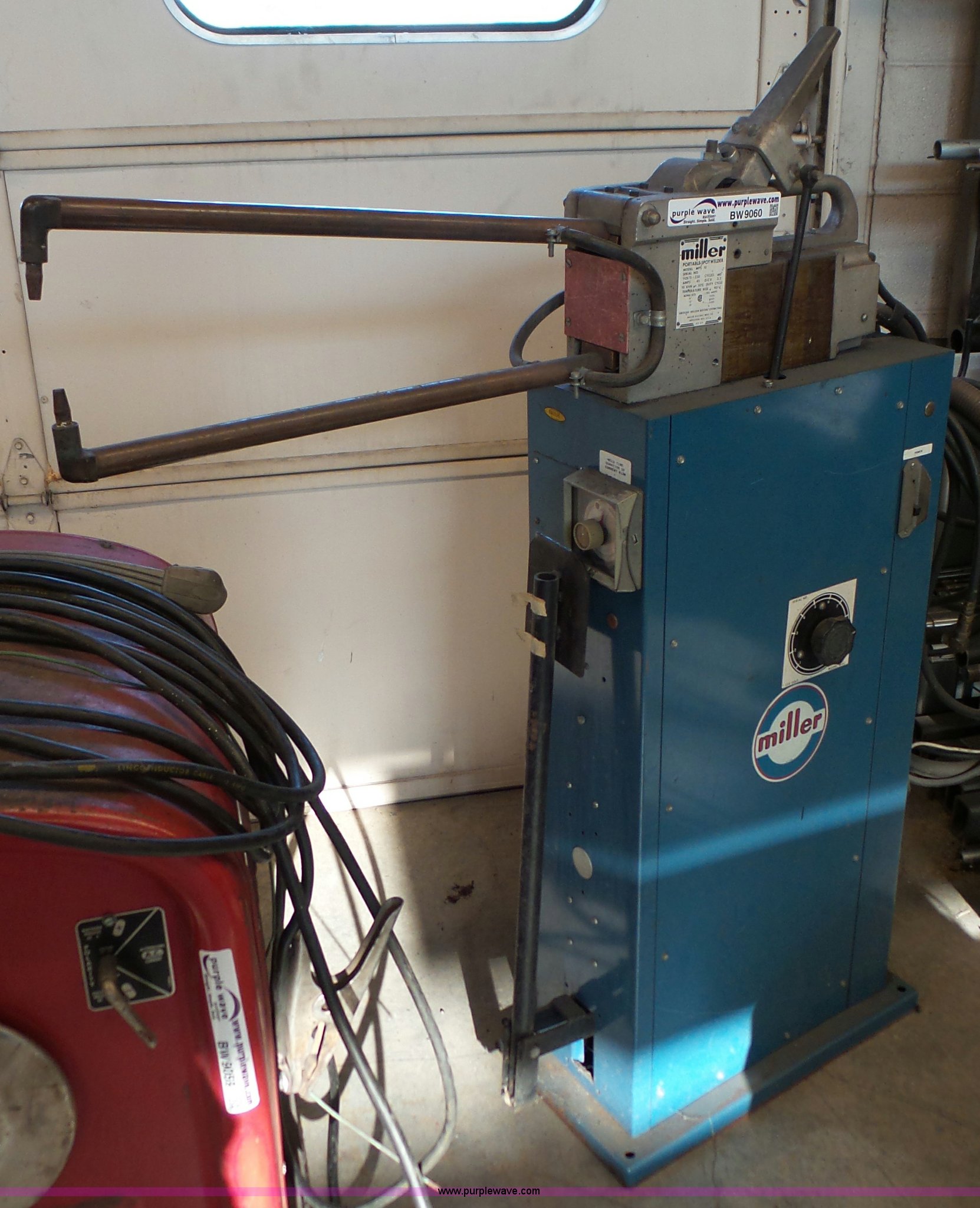 Miller MPS10 spot welder in Salina, KS Item BW9060 sold Purple Wave