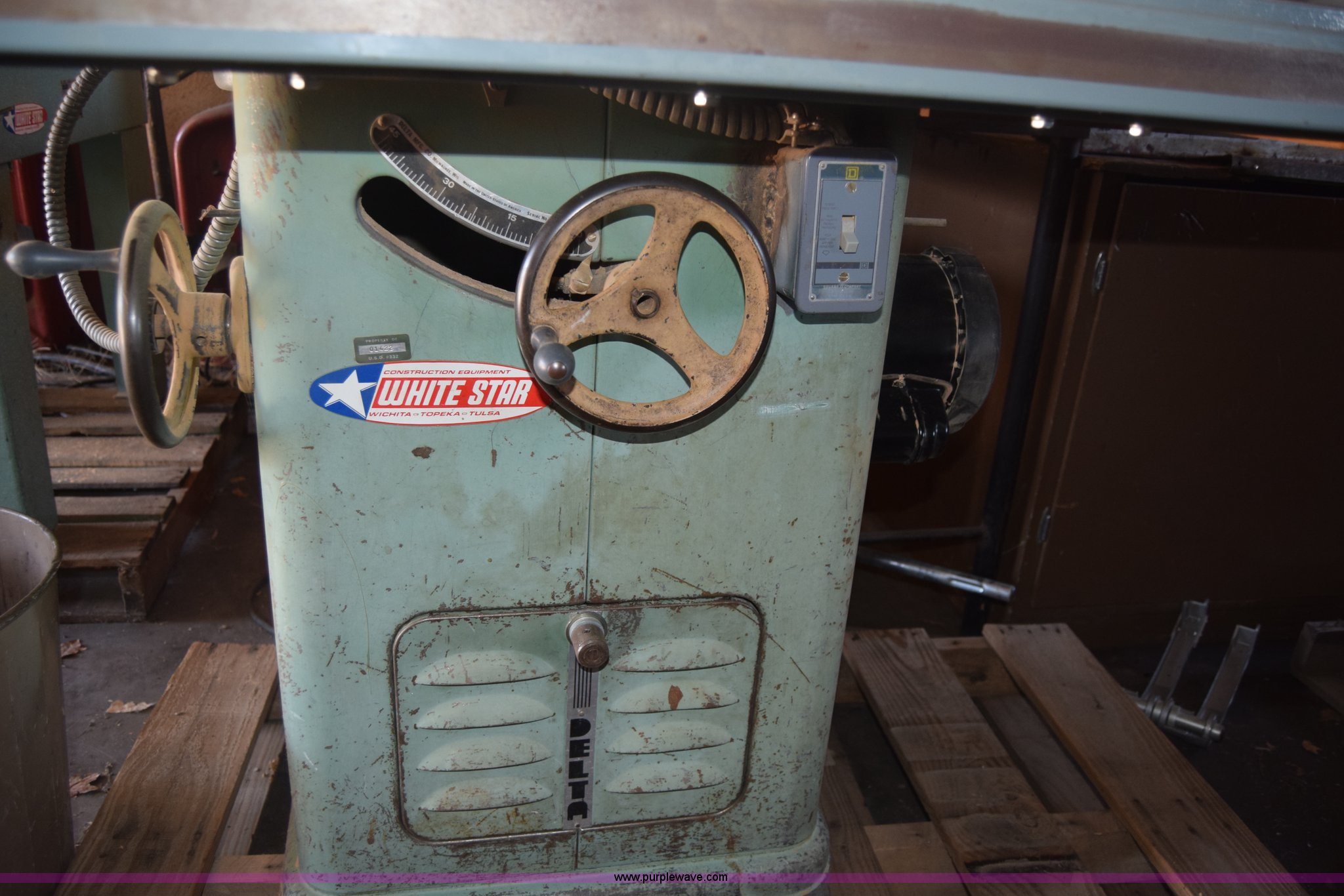 Delta Unisaw with Biesemeyer fence system in Cunningham, KS Item