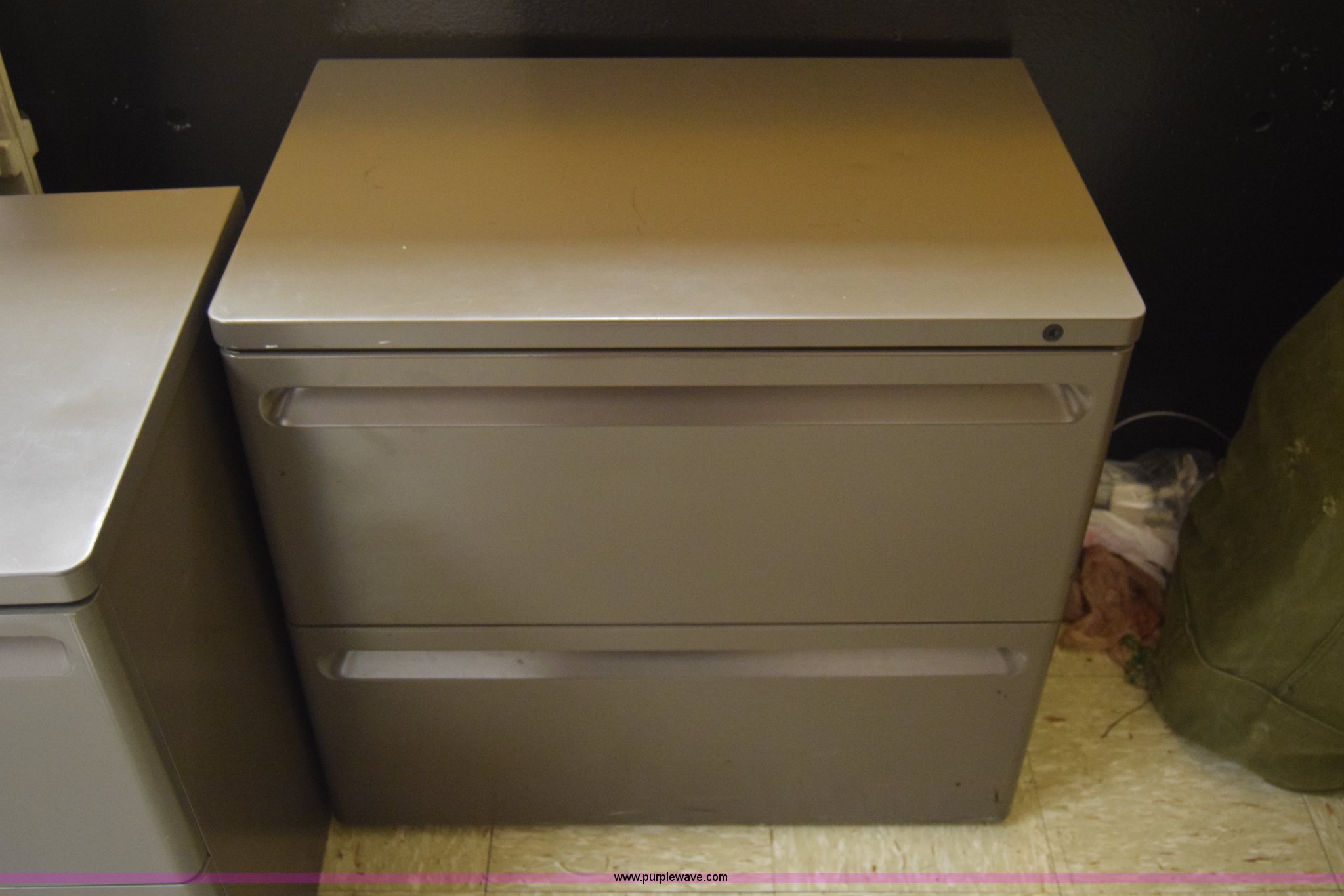 Office furniture in Wichita, KS Item CA9863 sold Purple Wave