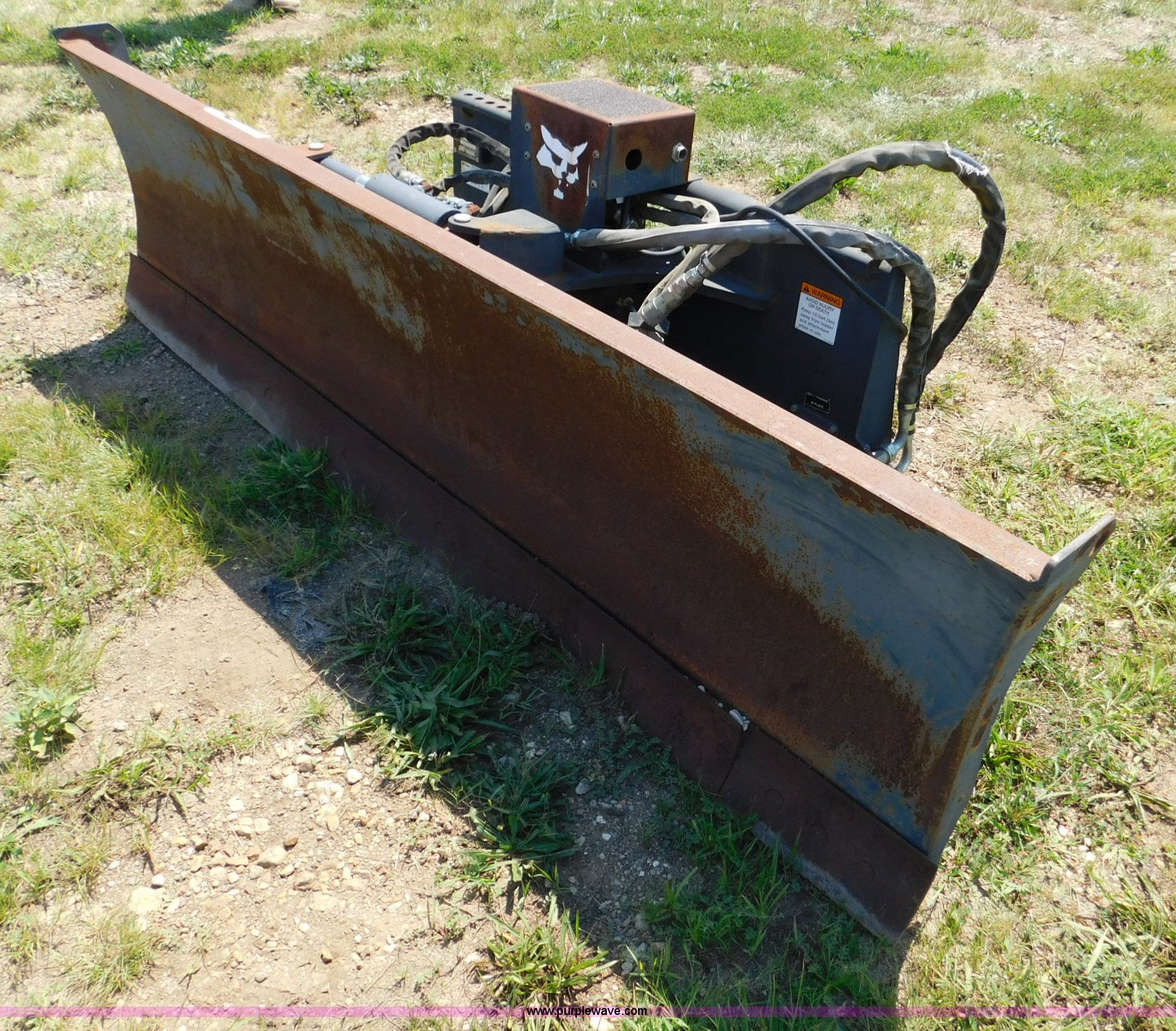 Bobcat blade in Louisburg, KS Item DA8761 sold Purple Wave