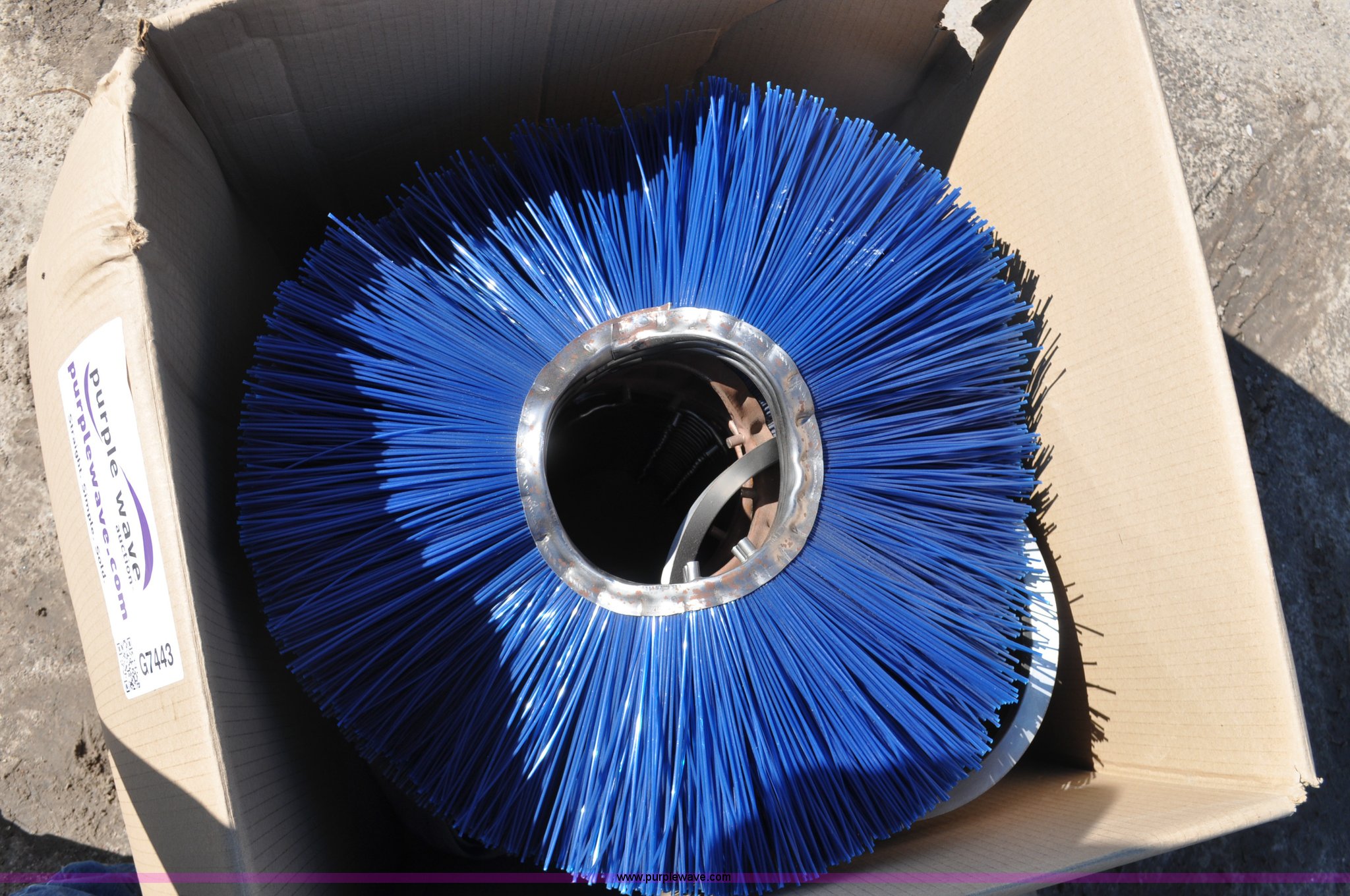 Kubota L2162 broom brushes in Alliance, NE Item G7443 sold Purple Wave