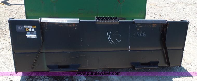 image for item BG9285 John Deere D66 skid steer bucket