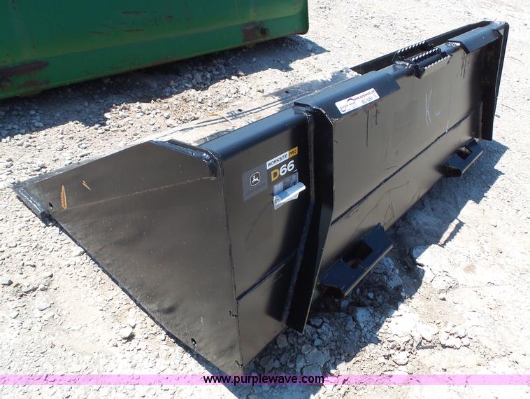 image for item BG9285 John Deere D66 skid steer bucket