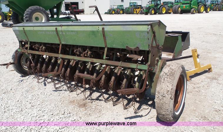 image for item BG9288 John Deere Van Brunt FBA grain drill