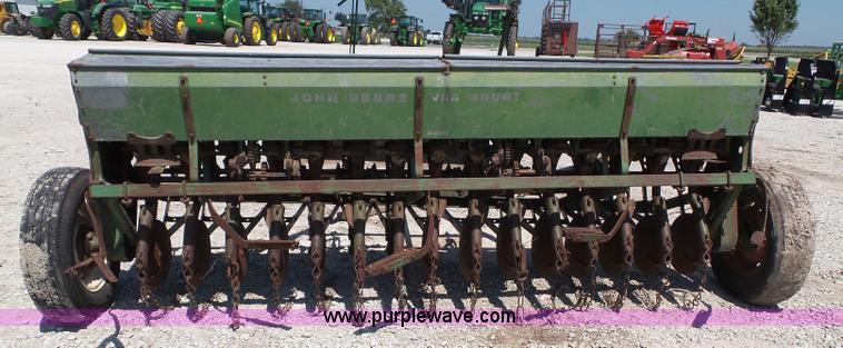 image for item BG9288 John Deere Van Brunt FBA grain drill