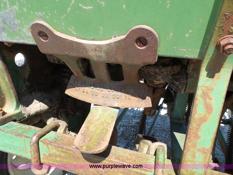 image for item BG9288 John Deere Van Brunt FBA grain drill