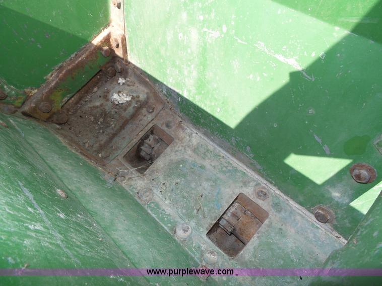 image for item BG9288 John Deere Van Brunt FBA grain drill