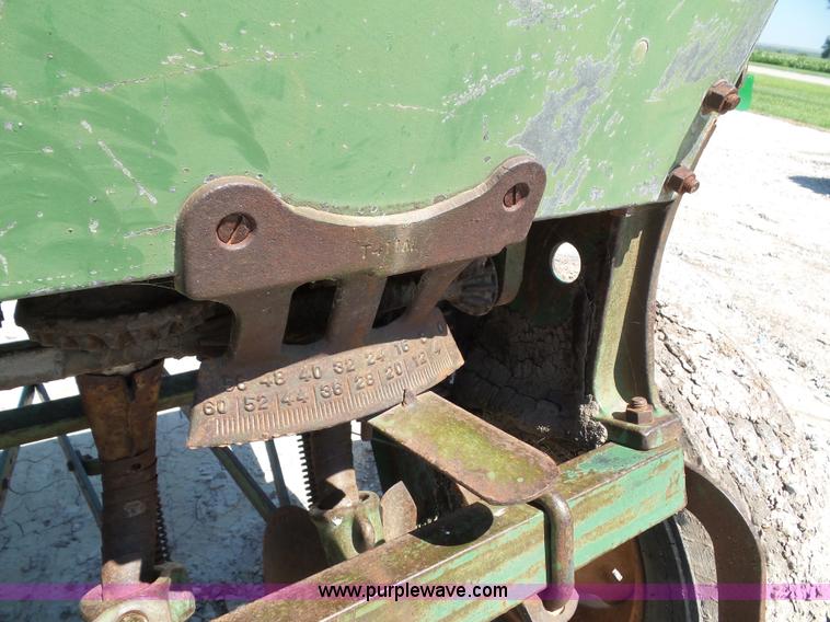 image for item BG9288 John Deere Van Brunt FBA grain drill