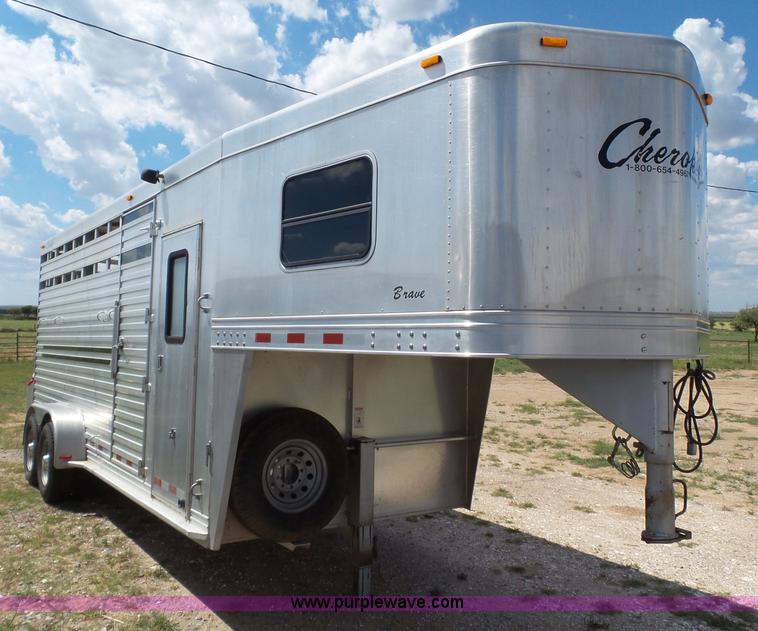 image for item BZ9180 2005 Cherokee livestock trailer