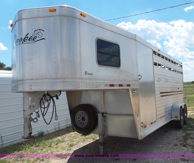 image for item BZ9180 2005 Cherokee livestock trailer