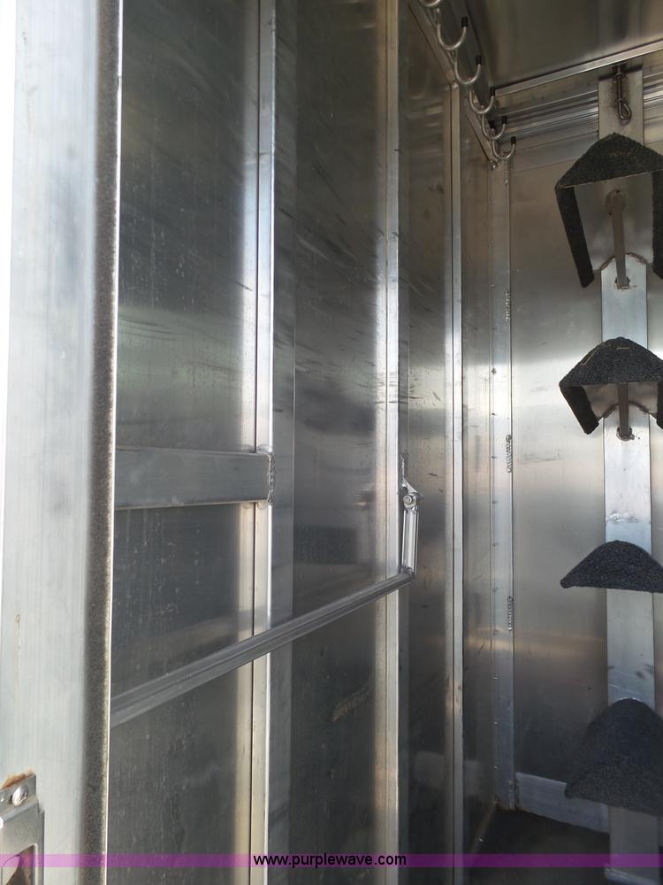 image for item BZ9180 2005 Cherokee livestock trailer