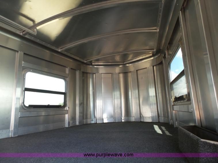 image for item BZ9180 2005 Cherokee livestock trailer