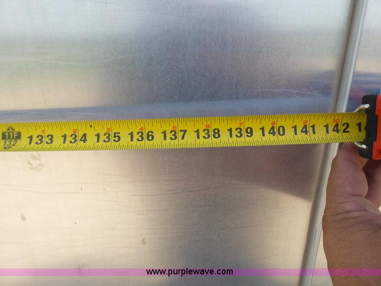 image for item BZ9180 2005 Cherokee livestock trailer