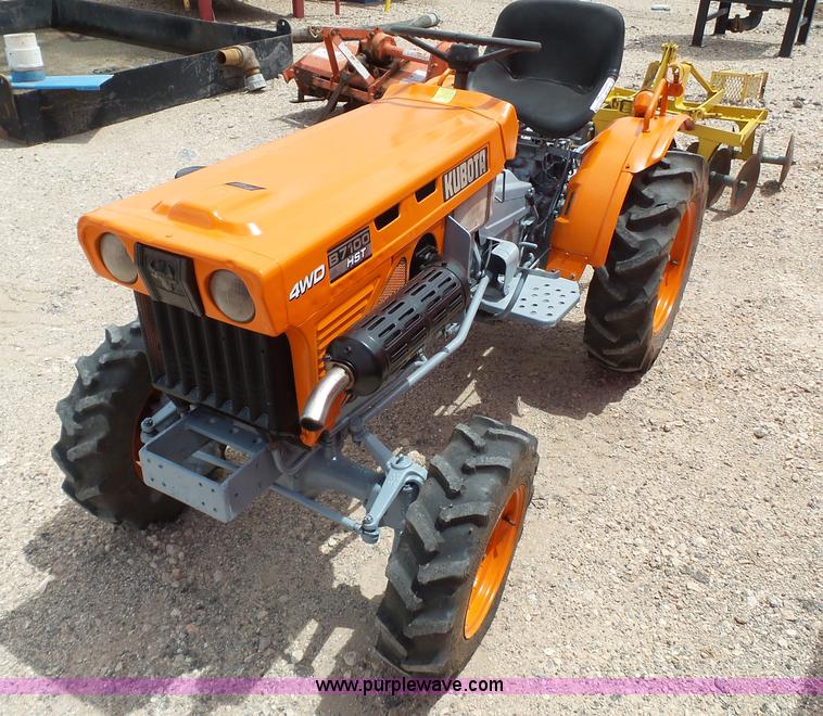 image for item BZ9190 Kubota B7100HST MFWD tractor