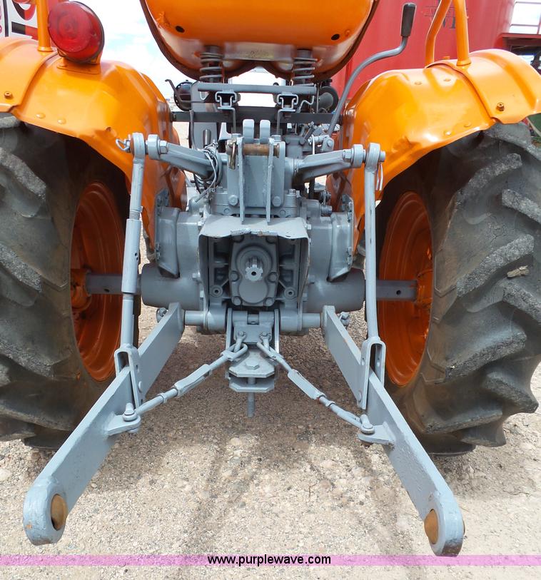 image for item BZ9190 Kubota B7100HST MFWD tractor