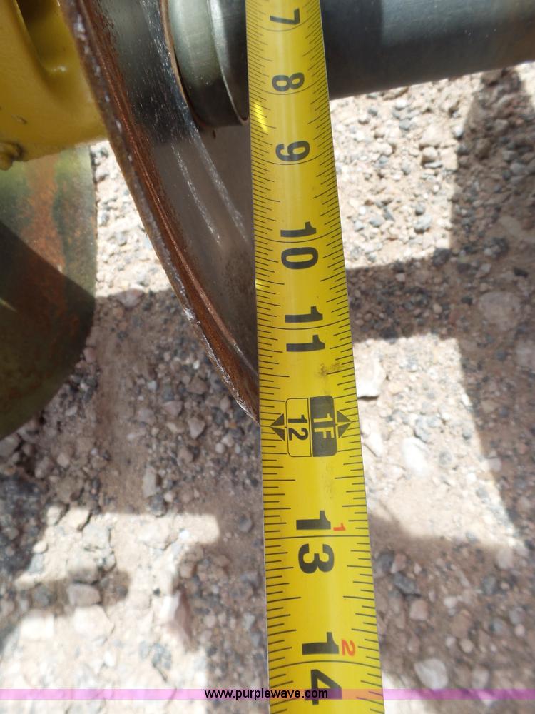 image for item BZ9190 Kubota B7100HST MFWD tractor