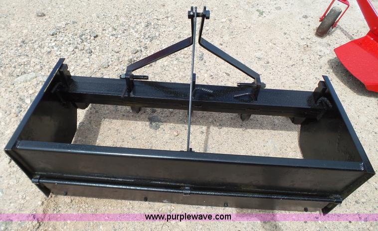 image for item BZ9190 Kubota B7100HST MFWD tractor