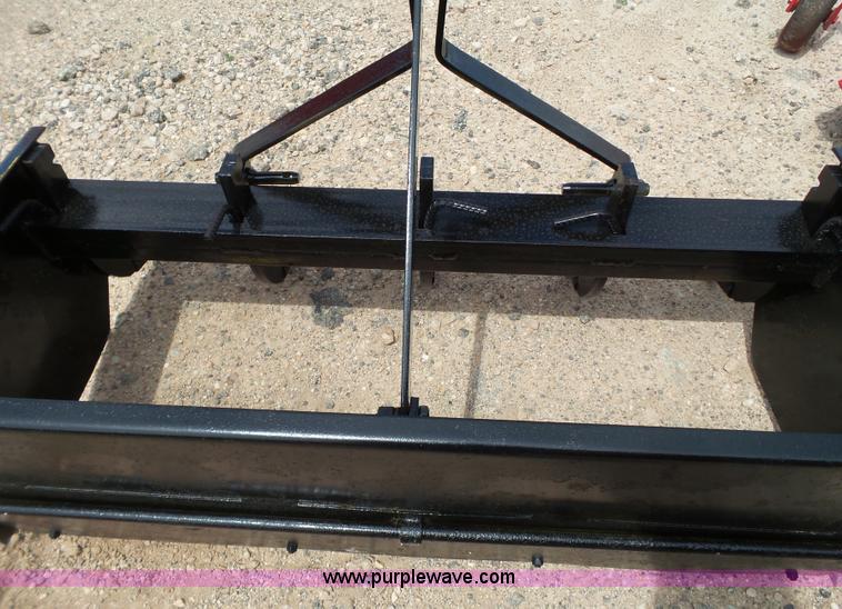 image for item BZ9190 Kubota B7100HST MFWD tractor