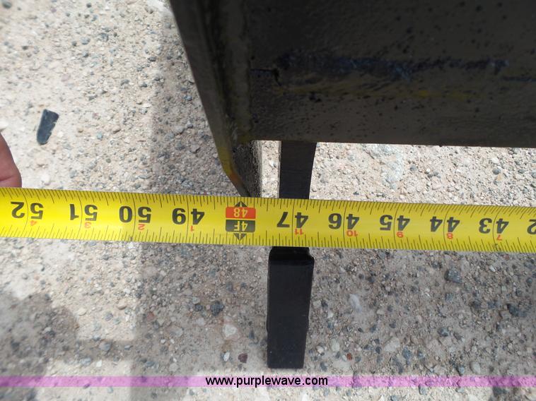 image for item BZ9190 Kubota B7100HST MFWD tractor