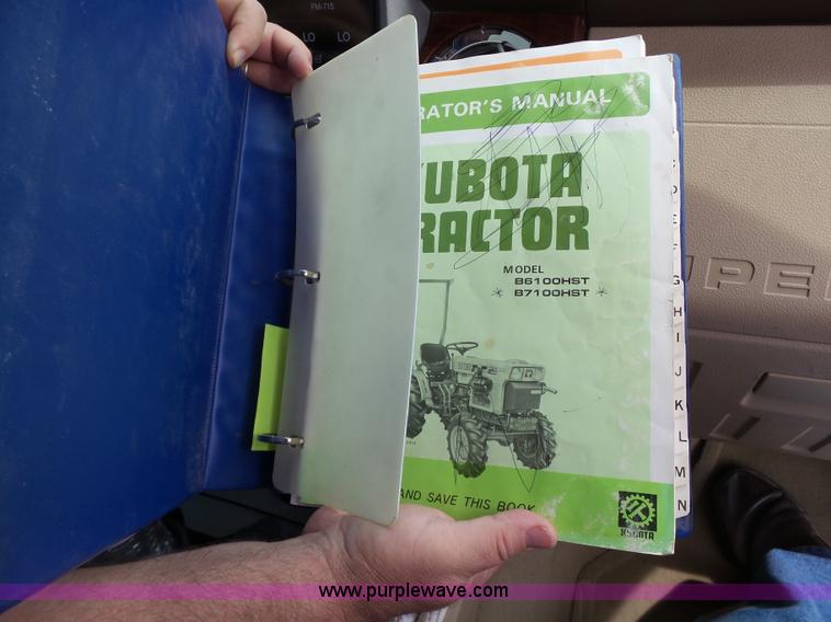 image for item BZ9190 Kubota B7100HST MFWD tractor