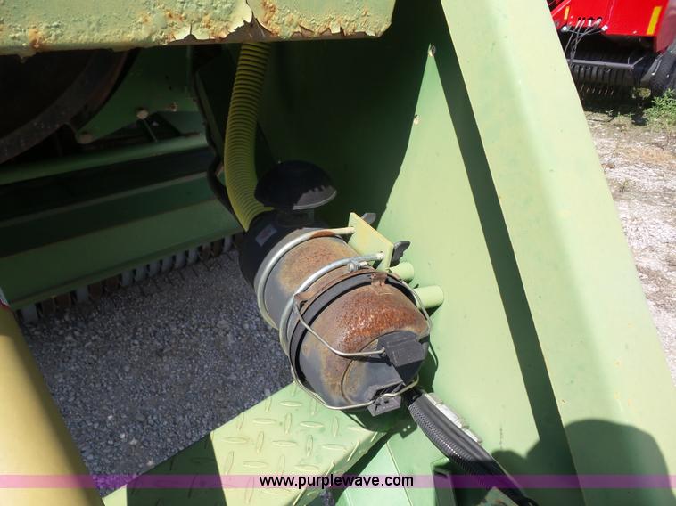 image for item BZ9635 2005 Krone Big Pack 1290 large square baler