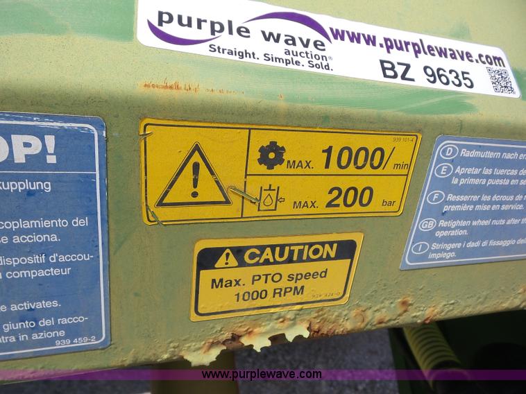 image for item BZ9635 2005 Krone Big Pack 1290 large square baler