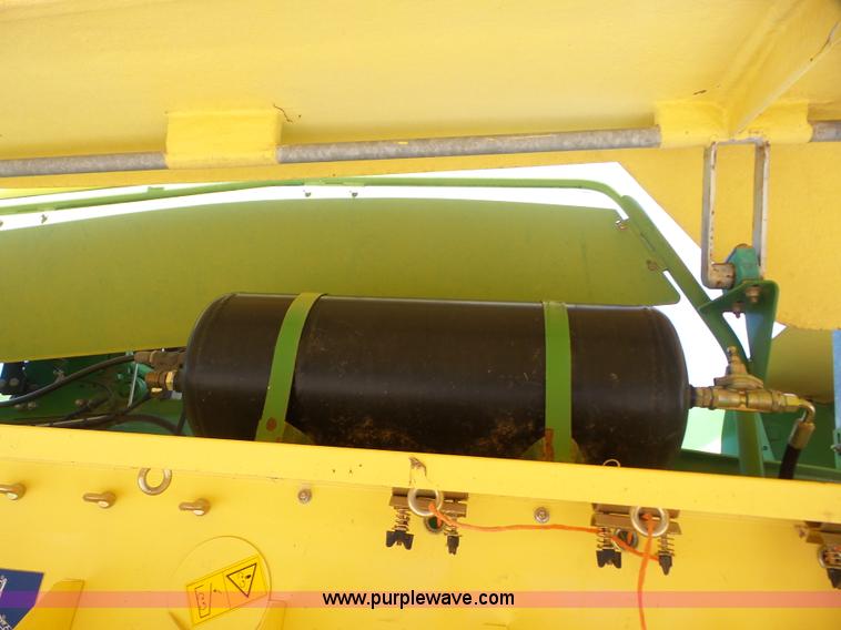 image for item BZ9635 2005 Krone Big Pack 1290 large square baler