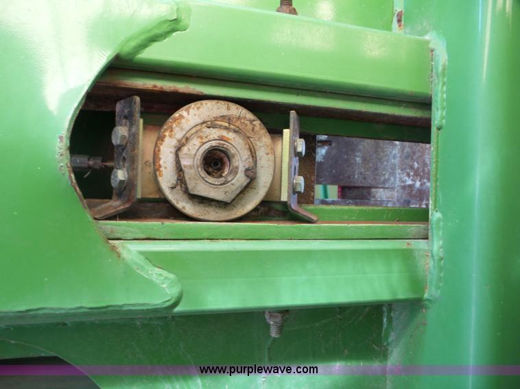 image for item BZ9635 2005 Krone Big Pack 1290 large square baler