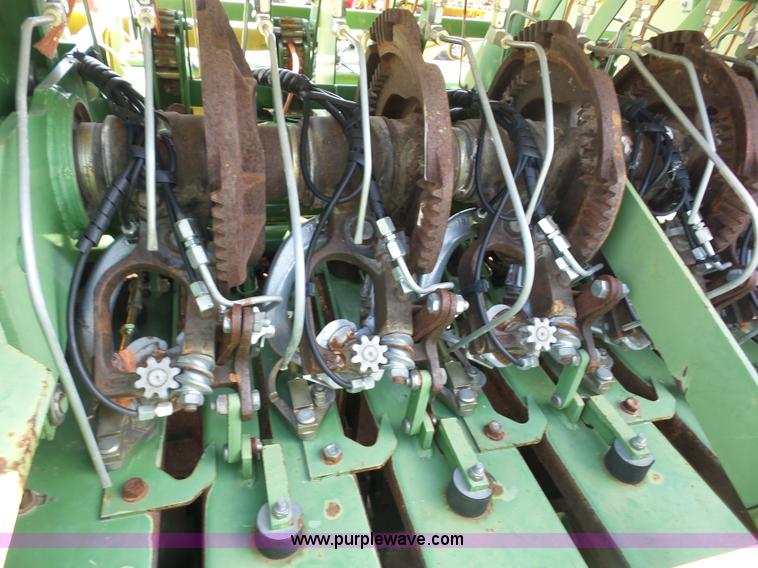 image for item BZ9635 2005 Krone Big Pack 1290 large square baler