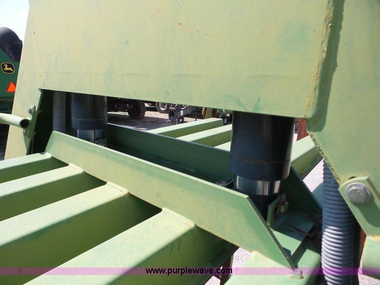 image for item BZ9635 2005 Krone Big Pack 1290 large square baler