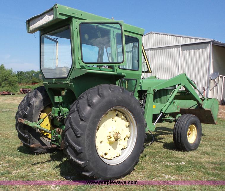 image for item BZ9660 John Deere 4320 tractor