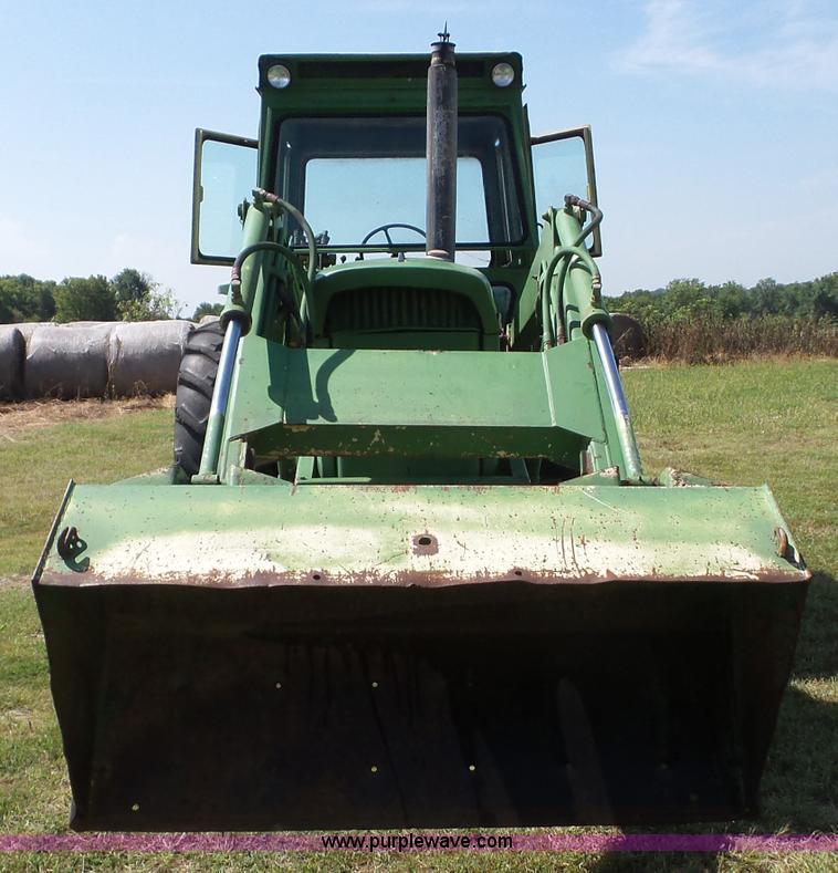 image for item BZ9660 John Deere 4320 tractor