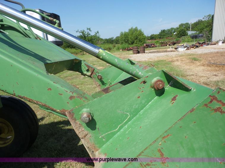 image for item BZ9660 John Deere 4320 tractor