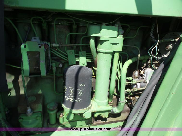 image for item BZ9660 John Deere 4320 tractor