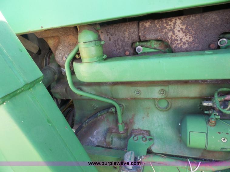 image for item BZ9660 John Deere 4320 tractor