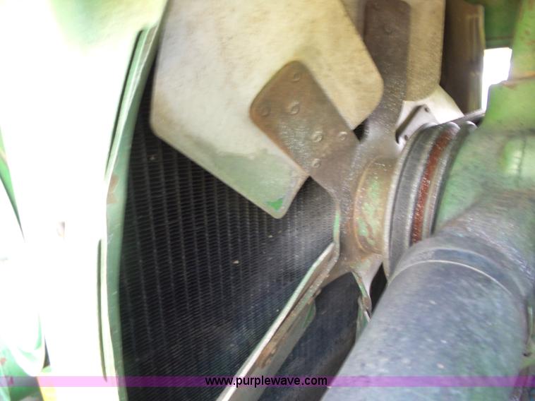 image for item BZ9660 John Deere 4320 tractor