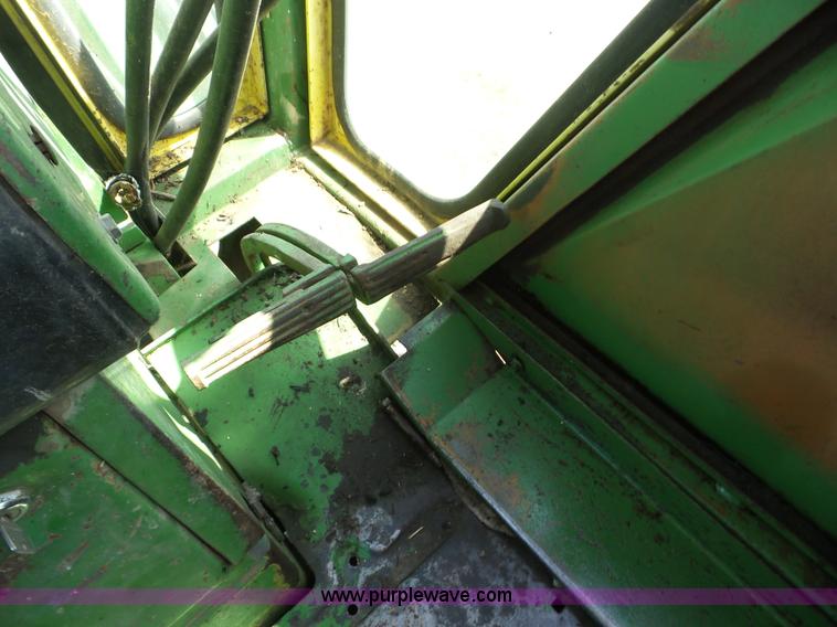 image for item BZ9660 John Deere 4320 tractor