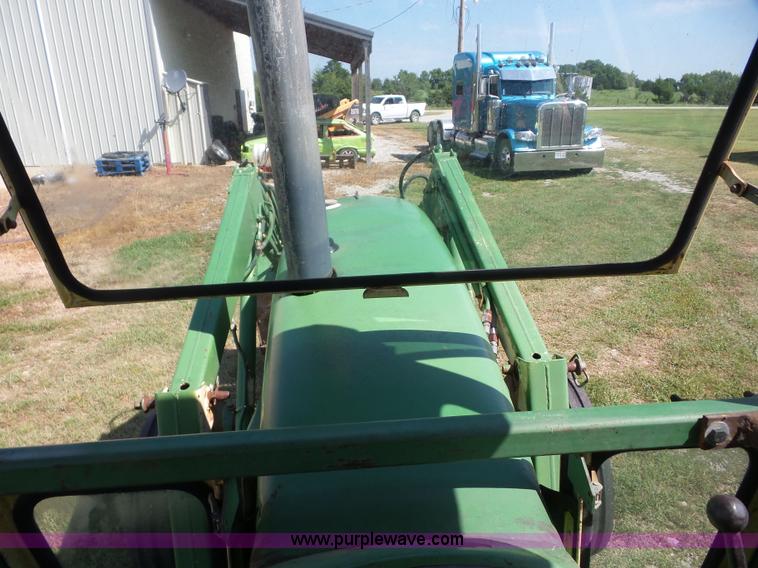 image for item BZ9660 John Deere 4320 tractor