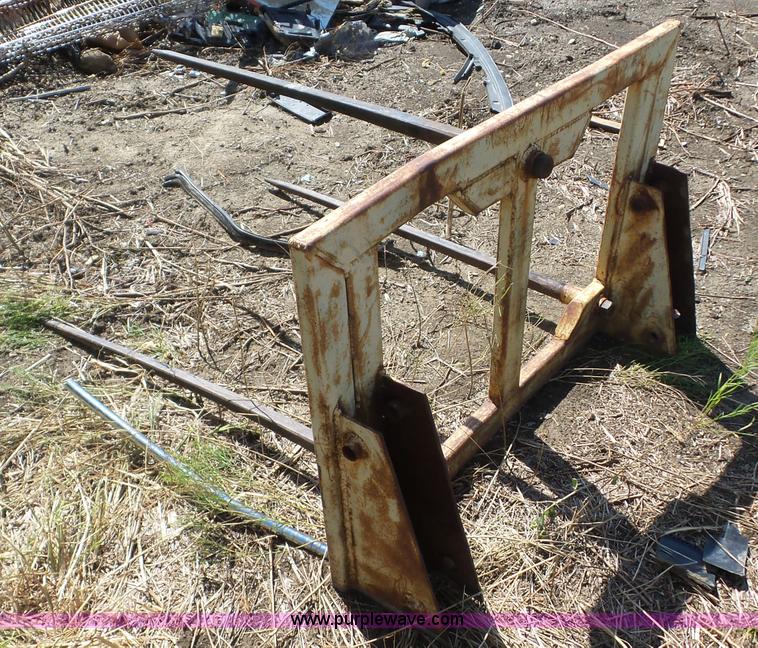 image for item BZ9660 John Deere 4320 tractor