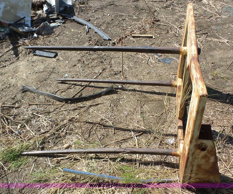 image for item BZ9660 John Deere 4320 tractor