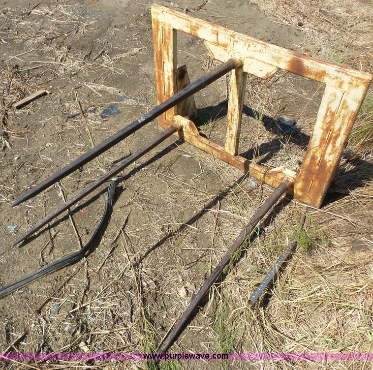 image for item BZ9660 John Deere 4320 tractor