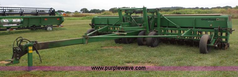 image for item BZ9687 Great Plains Solid Stand 24 grain drill