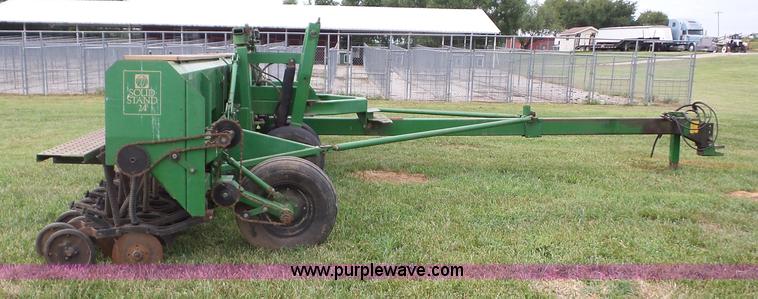 image for item BZ9687 Great Plains Solid Stand 24 grain drill