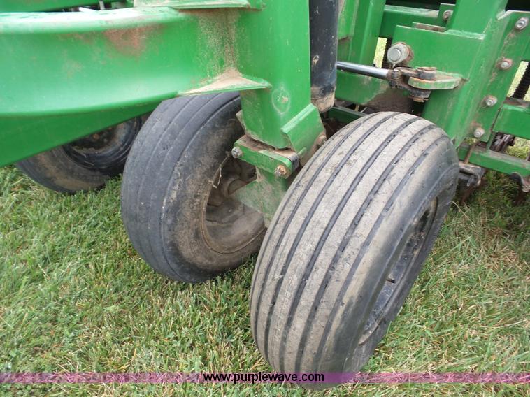 image for item BZ9687 Great Plains Solid Stand 24 grain drill