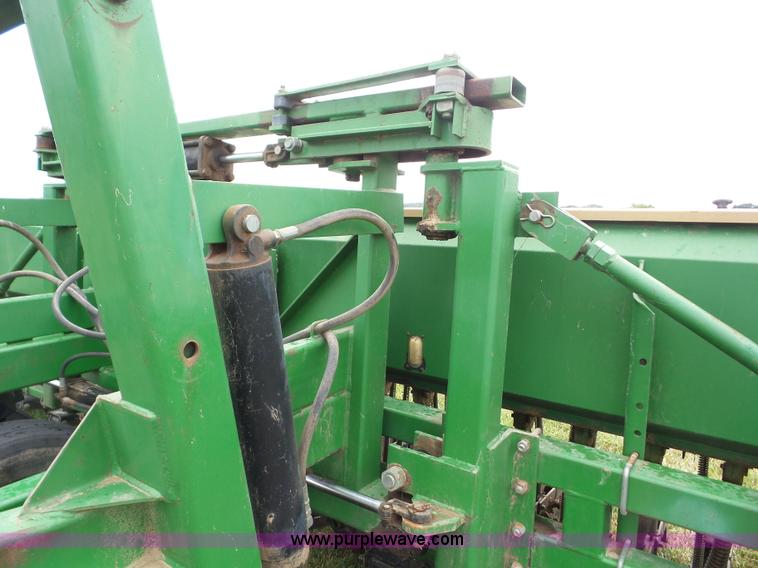 image for item BZ9687 Great Plains Solid Stand 24 grain drill